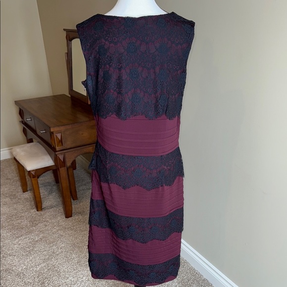 Cleo Midi Dress Burgundy Black Sheath Cocktail, maybe goth, Formal Women's Sz 12 - Picture 12 of 13